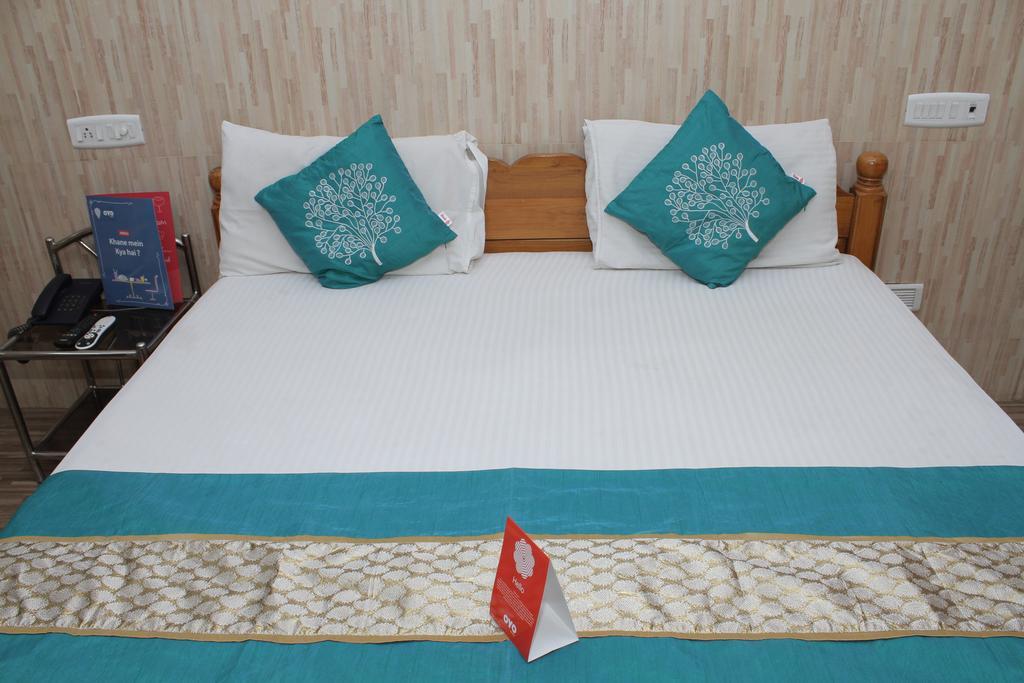 R B Residency Hotel Chennai Exterior photo