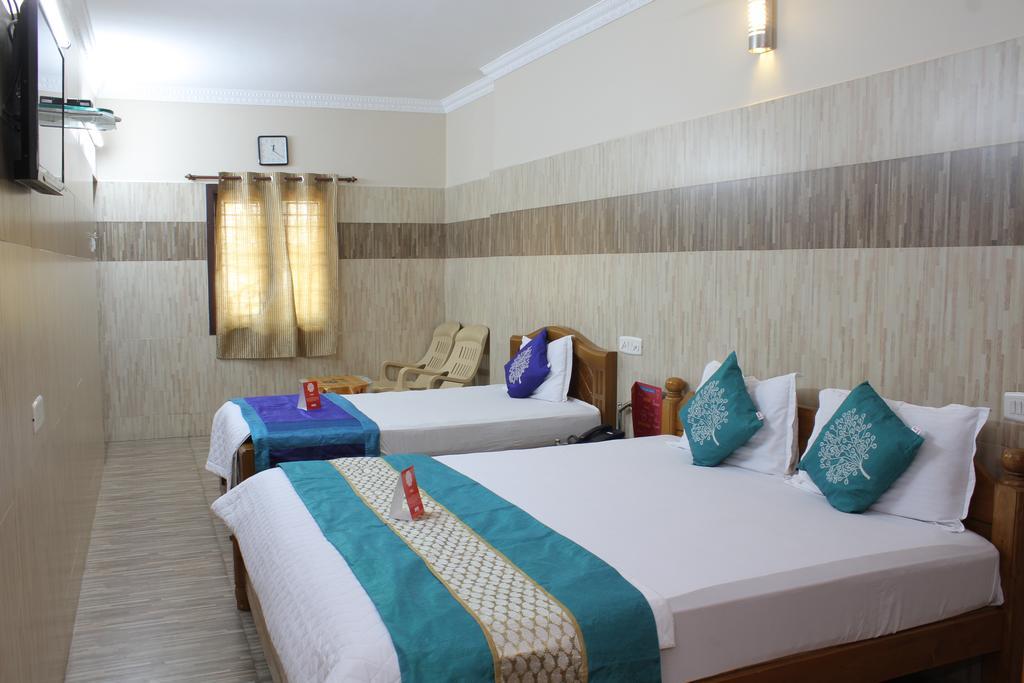 R B Residency Hotel Chennai Exterior photo