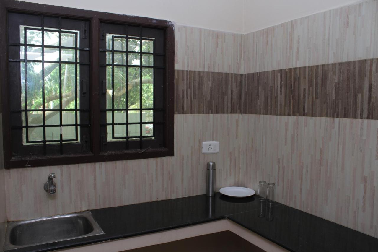 R B Residency Hotel Chennai Exterior photo